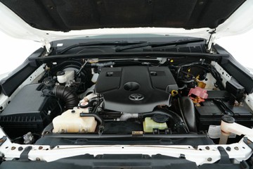https://vehicle-cdn.autoleague.cloud/30641_U513418_27.jpg