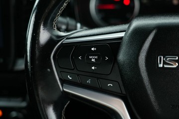 https://vehicle-cdn.autoleague.cloud/30641_U513420_21.jpg