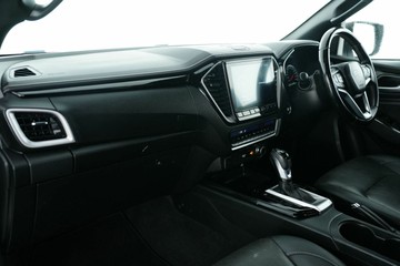 https://vehicle-cdn.autoleague.cloud/30641_U513420_26.jpg