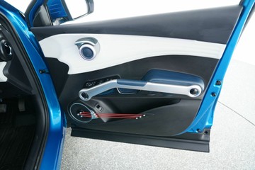 https://vehicle-cdn.autoleague.cloud/30641_U513425_17.jpg