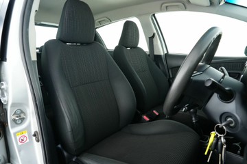 https://vehicle-cdn.autoleague.cloud/30641_U513426_15.jpg