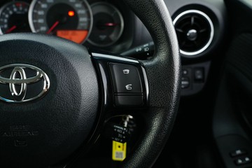 https://vehicle-cdn.autoleague.cloud/30641_U513426_17.jpg
