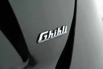 https://vehicle-cdn.autoleague.cloud/30641_U513428_12.jpg