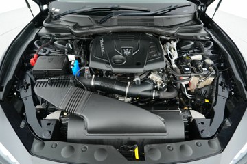 https://vehicle-cdn.autoleague.cloud/30641_U513428_33.jpg
