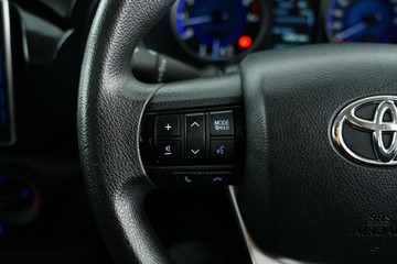 https://vehicle-cdn.autoleague.cloud/30641_U513438_19.jpg