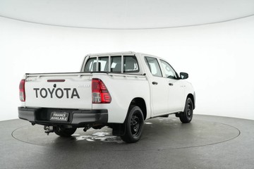 https://vehicle-cdn.autoleague.cloud/30641_U513438_7.jpg