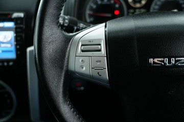 https://vehicle-cdn.autoleague.cloud/30641_U513442_22.jpg