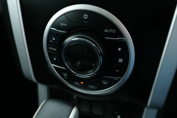https://vehicle-cdn.autoleague.cloud/30641_U513442_26.jpg
