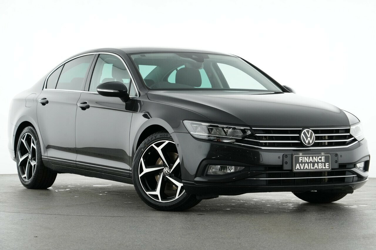 Volkswagen Passat image 1