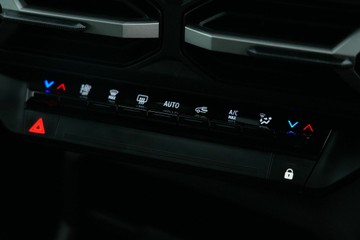 https://vehicle-cdn.autoleague.cloud/30641_U513446_21.jpg