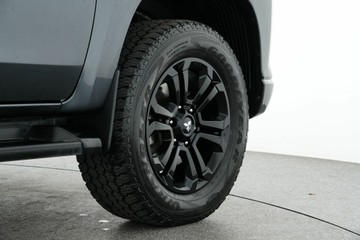 https://vehicle-cdn.autoleague.cloud/30641_U513447_8.jpg