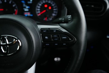 https://vehicle-cdn.autoleague.cloud/30641_U513449_16.jpg
