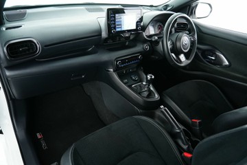 https://vehicle-cdn.autoleague.cloud/30641_U513449_23.jpg