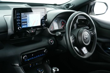 https://vehicle-cdn.autoleague.cloud/30641_U513449_24.jpg