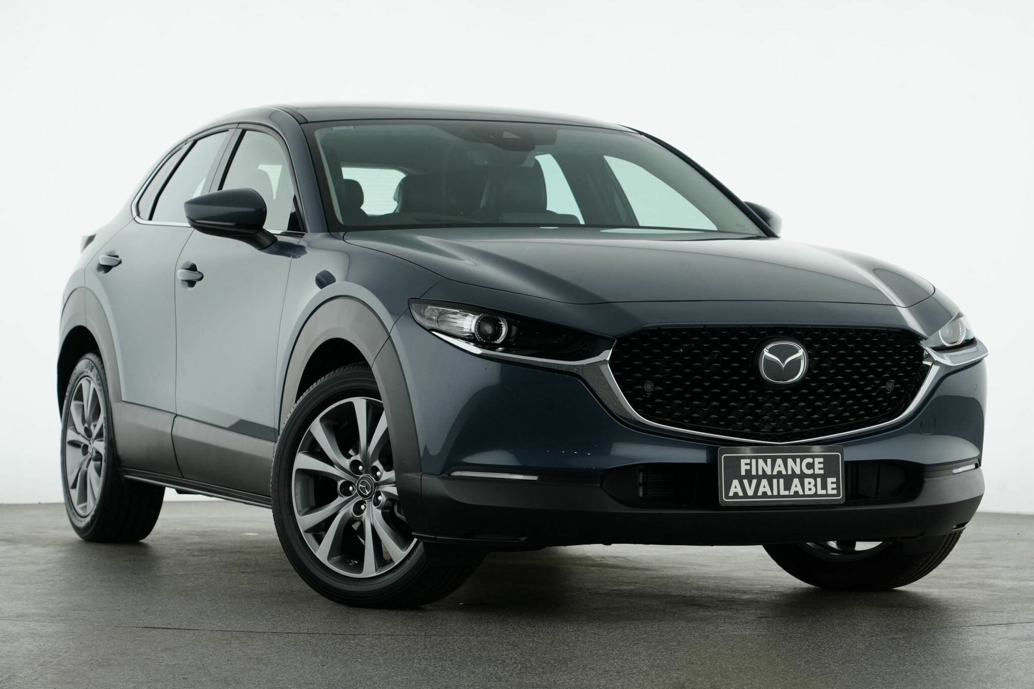 Mazda Cx-30 image 1