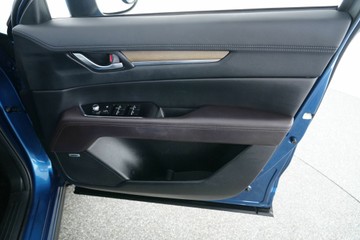 https://vehicle-cdn.autoleague.cloud/30641_U513466_17.jpg