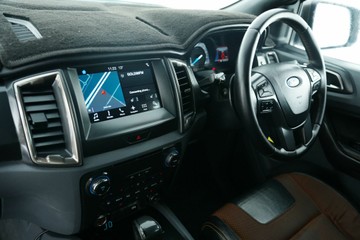 https://vehicle-cdn.autoleague.cloud/30641_U513477_28.jpg