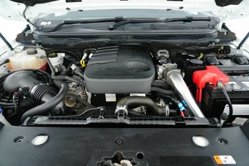 https://vehicle-cdn.autoleague.cloud/30641_U513477_32.jpg