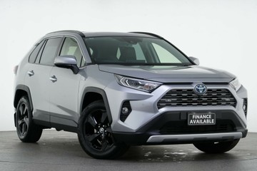 https://vehicle-cdn.autoleague.cloud/30641_U513482_1.jpg