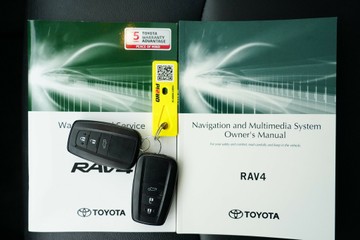 https://vehicle-cdn.autoleague.cloud/30641_U513482_28.jpg
