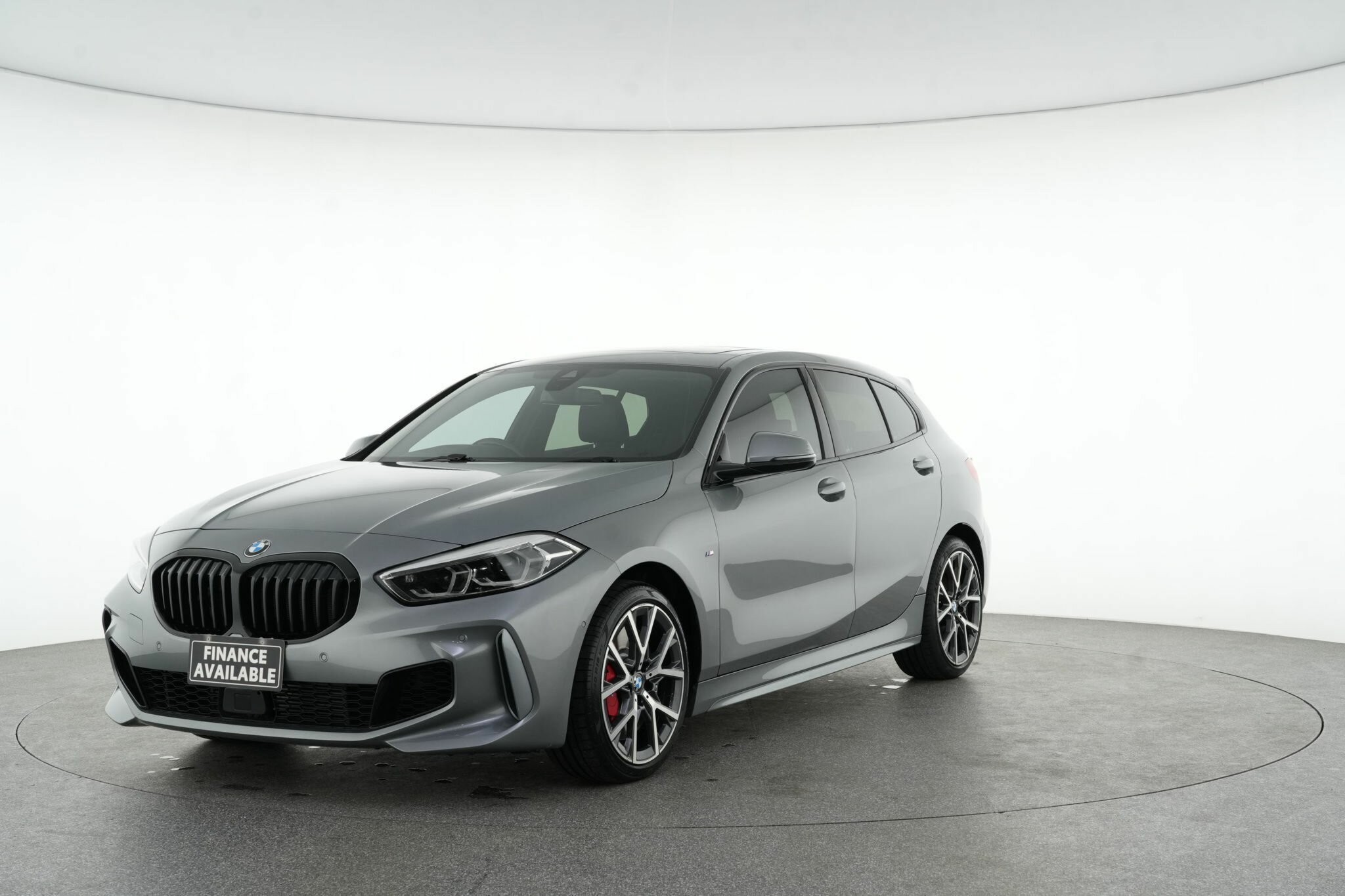 BMW 1 Series image 4
