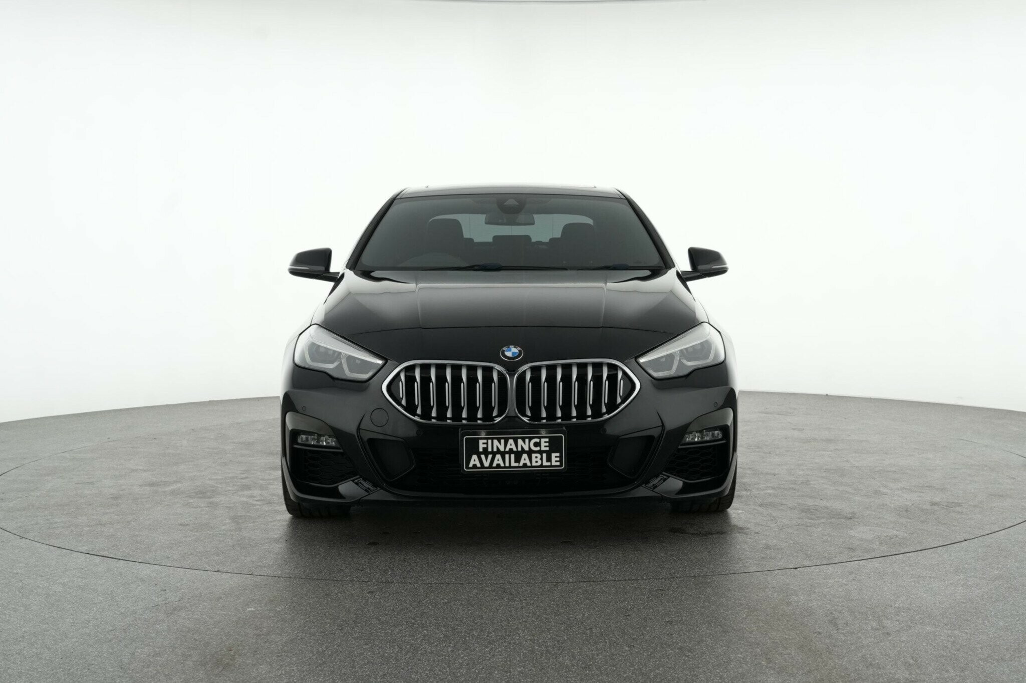 BMW 2 Series image 3