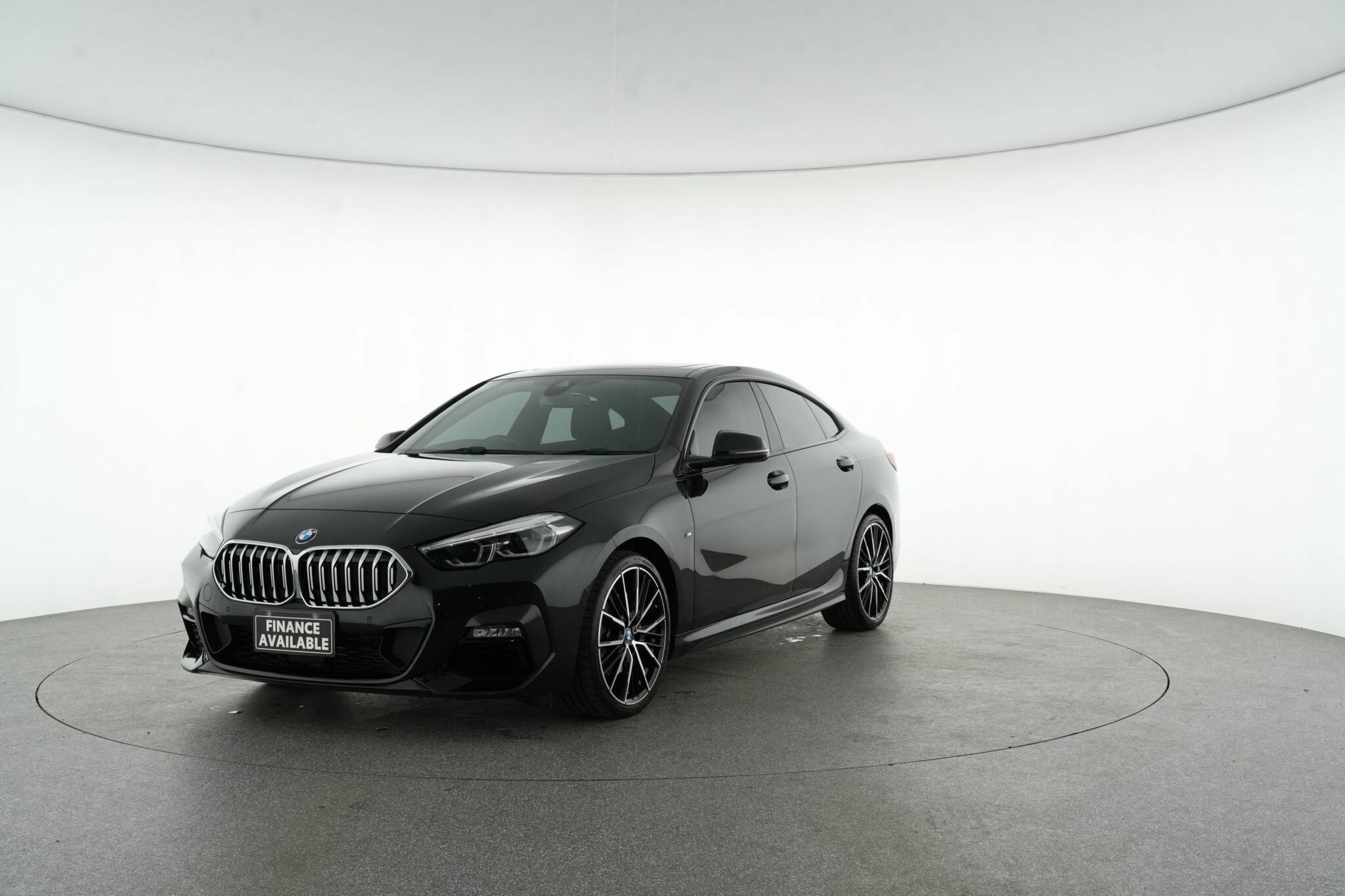 BMW 2 Series image 4