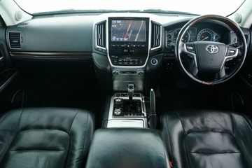 https://vehicle-cdn.autoleague.cloud/30641_U513510_13.jpg