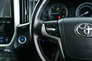 https://vehicle-cdn.autoleague.cloud/30641_U513510_20.jpg
