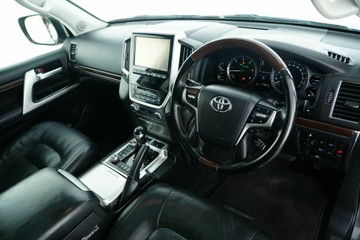 https://vehicle-cdn.autoleague.cloud/30641_U513510_25.jpg