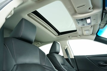 https://vehicle-cdn.autoleague.cloud/30641_U513513_26.jpg
