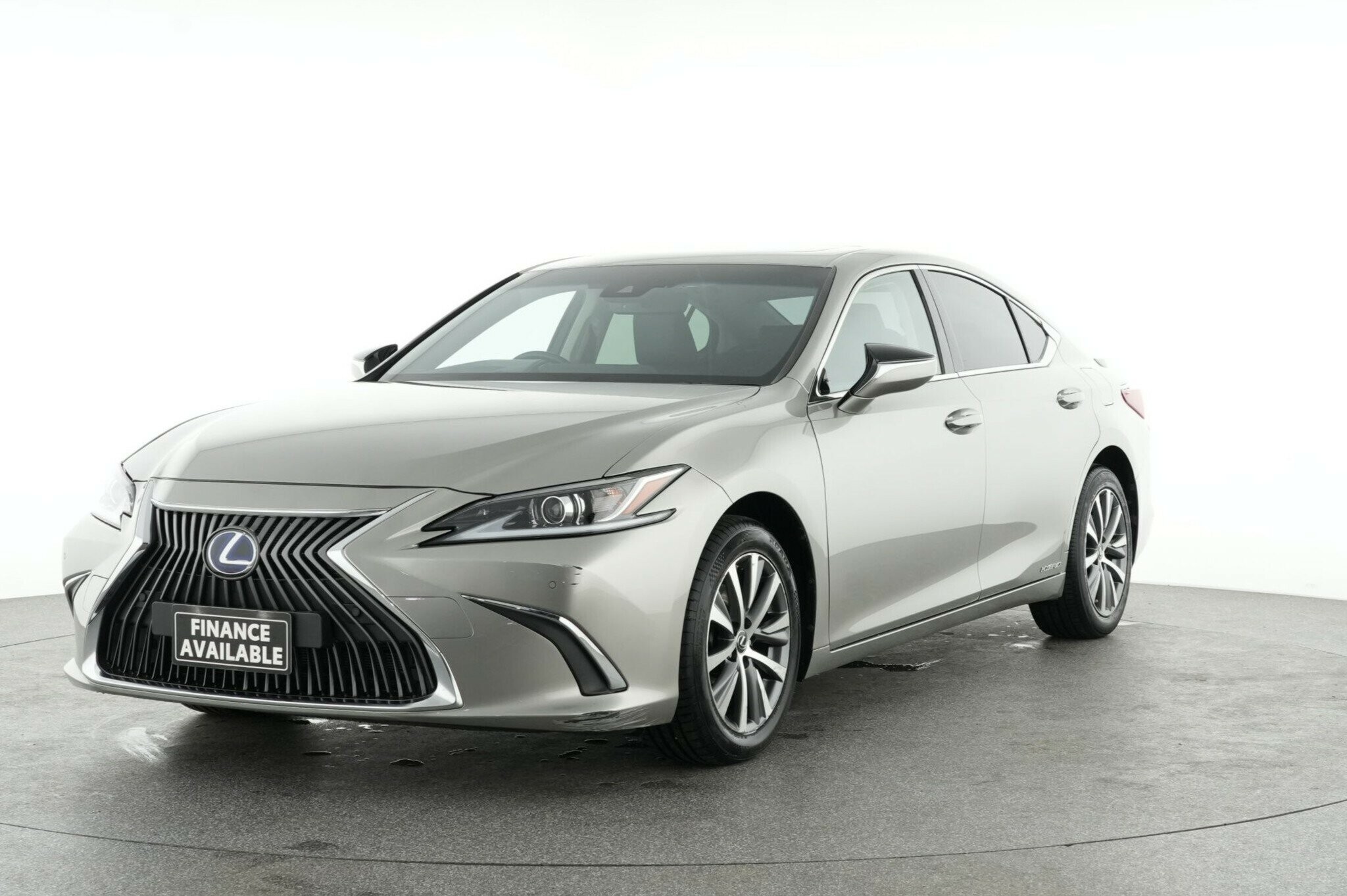Lexus Es image 4