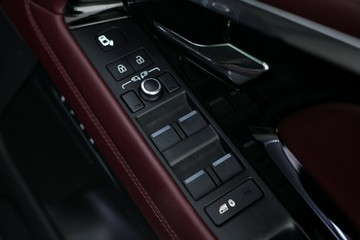 https://vehicle-cdn.autoleague.cloud/30641_U513533_18.jpg