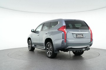 https://vehicle-cdn.autoleague.cloud/30641_U513535_4.jpg