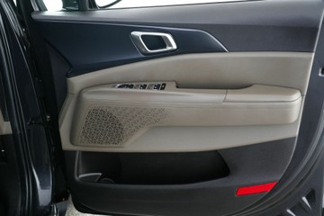 https://vehicle-cdn.autoleague.cloud/30641_U513544_13.jpg