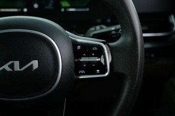 https://vehicle-cdn.autoleague.cloud/30641_U513544_17.jpg