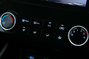 https://vehicle-cdn.autoleague.cloud/30641_U513547_22.jpg