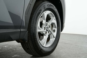 https://vehicle-cdn.autoleague.cloud/30641_U513547_8.jpg