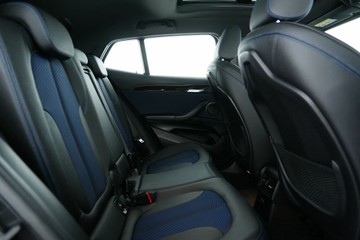 https://vehicle-cdn.autoleague.cloud/30641_U513548_14.jpg