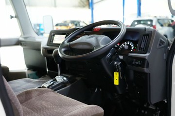https://vehicle-cdn.autoleague.cloud/30641_U513549_16.jpg