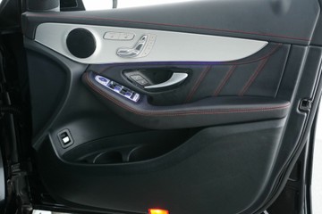 https://vehicle-cdn.autoleague.cloud/30641_U513556_15.jpg
