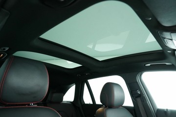https://vehicle-cdn.autoleague.cloud/30641_U513556_18.jpg