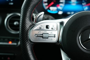 https://vehicle-cdn.autoleague.cloud/30641_U513556_21.jpg