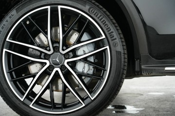 https://vehicle-cdn.autoleague.cloud/30641_U513556_6.jpg