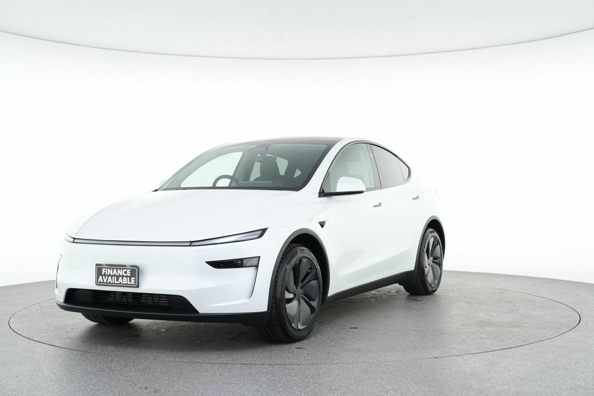 Tesla Model Y image 4