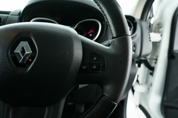 https://vehicle-cdn.autoleague.cloud/30641_U513565_24.jpg
