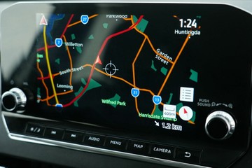 https://vehicle-cdn.autoleague.cloud/30641_U513571_20.jpg