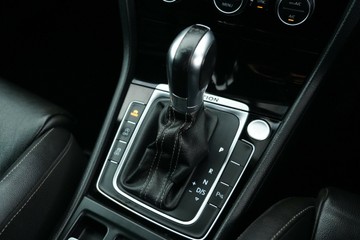 https://vehicle-cdn.autoleague.cloud/30641_U513575_23.jpg