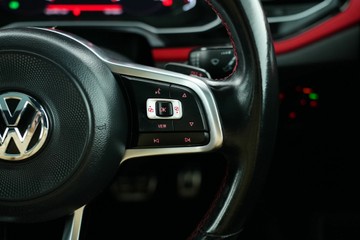 https://vehicle-cdn.autoleague.cloud/30641_U513579_20.jpg