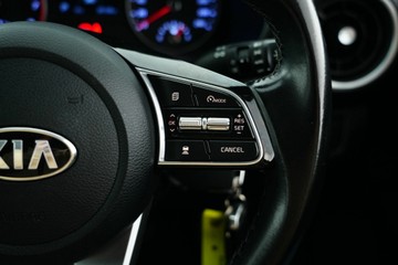 https://vehicle-cdn.autoleague.cloud/30641_U513588_19.jpg
